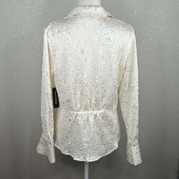 Essentials by Milano Cream Satin Crushed Button Down Top Size Large New with tag - Picture 5 of 8